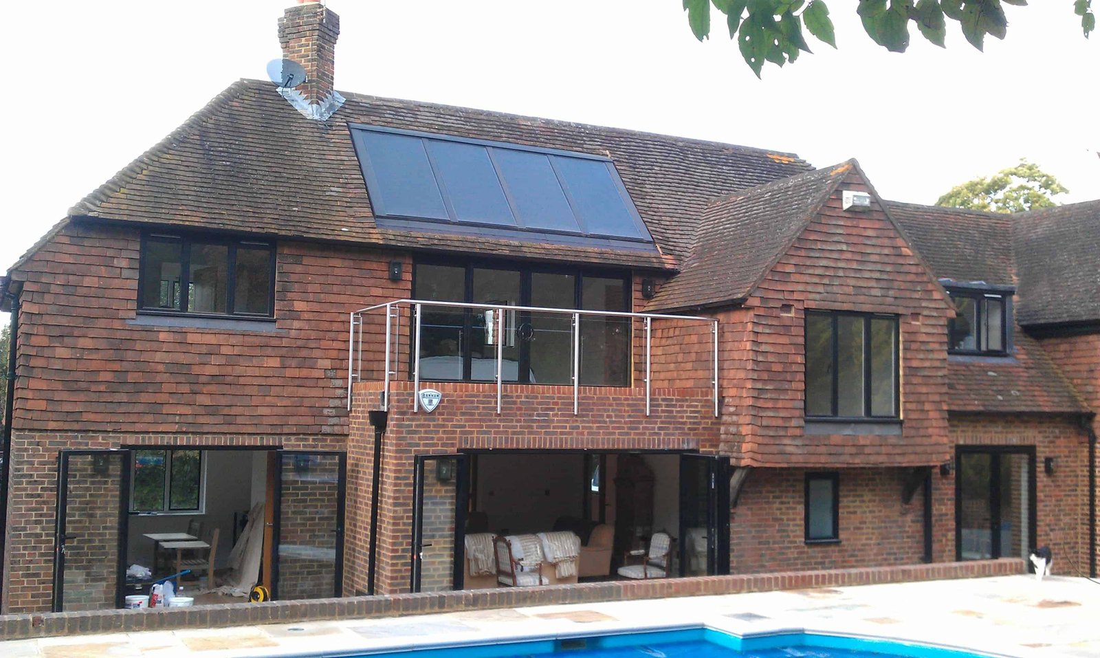 solar panel contribution to swimming pool heating