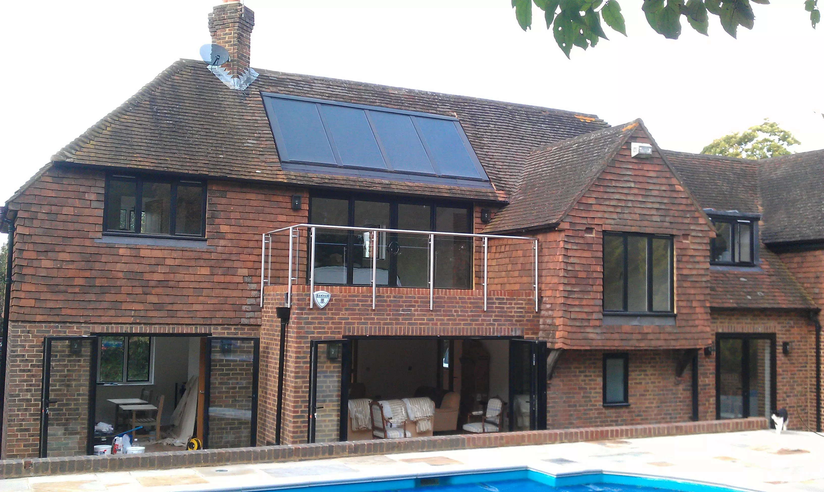solar panel contribution to swimming pool heating